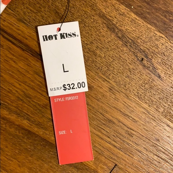 NWT Hot Kiss Size Large floral romper - Picture 3 of 4